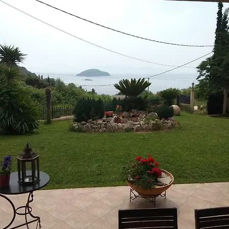 Dom wakacyjny Enjoy The View Nea Iraklitsa